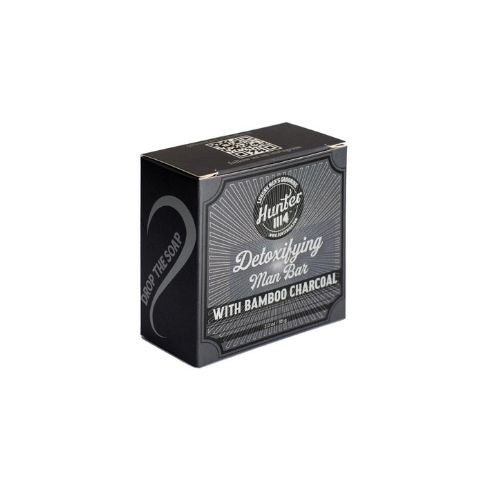Hunter 1114 - Detoxifying Man Bar The detoxifying Man Bar uses bamboo charcoal to remove build up, tighten the skin and rid the hair and body of impurities. What and Why: Features: Bamboo charcoal Good for all skin types Minimizes pores Removes dirt & build up (magnet for impurities) Light clean scent