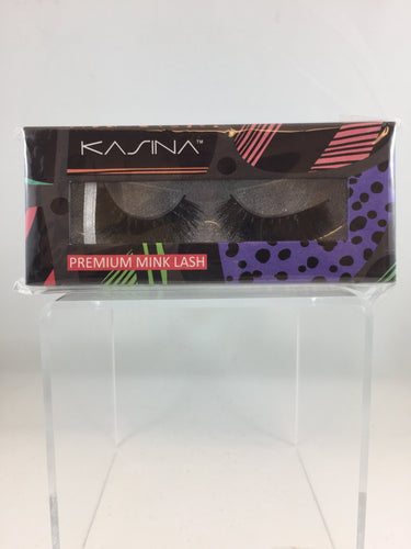 KASINA EYELASHES 100% mink lashes will embrace your eyes natural beauty while adding length and volume. And with their easy application, you will enjoy wearing them again and again.